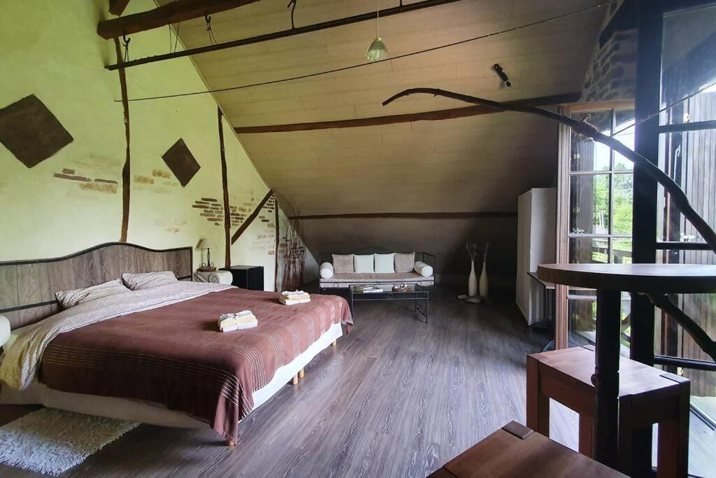 Unique Room With Great View In A Former Old Barn Troche Exterior foto